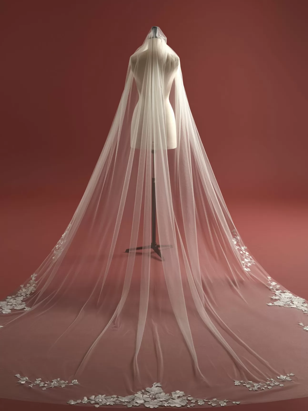 GALIA LAHAV April Veil Shop